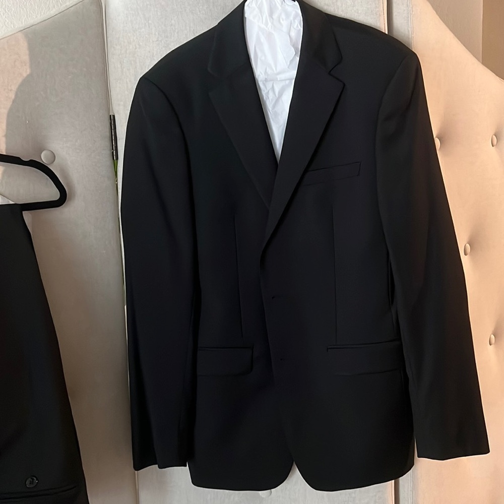 Men’s suit